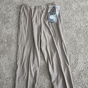 Briggs New York Dress Pants Women's Plus Size 18 Tan Straight Leg Stretch NWT
